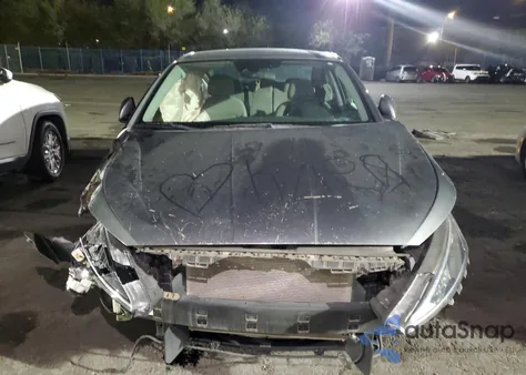 2019 Hyundai Elantra Sel из США, поврежденный, VIN 5NPD84LF8KH407913